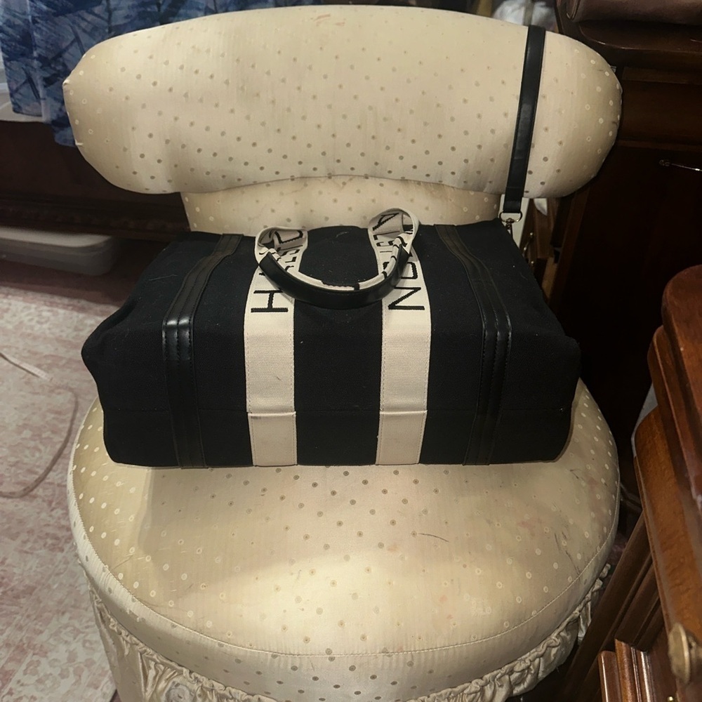 Halston Heritage Black and Cream tote - Picture 3 of 11